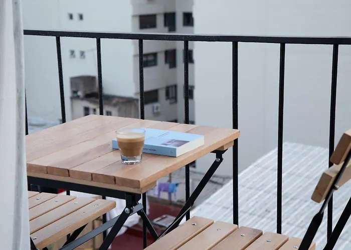 Tilo Stylish Apartment